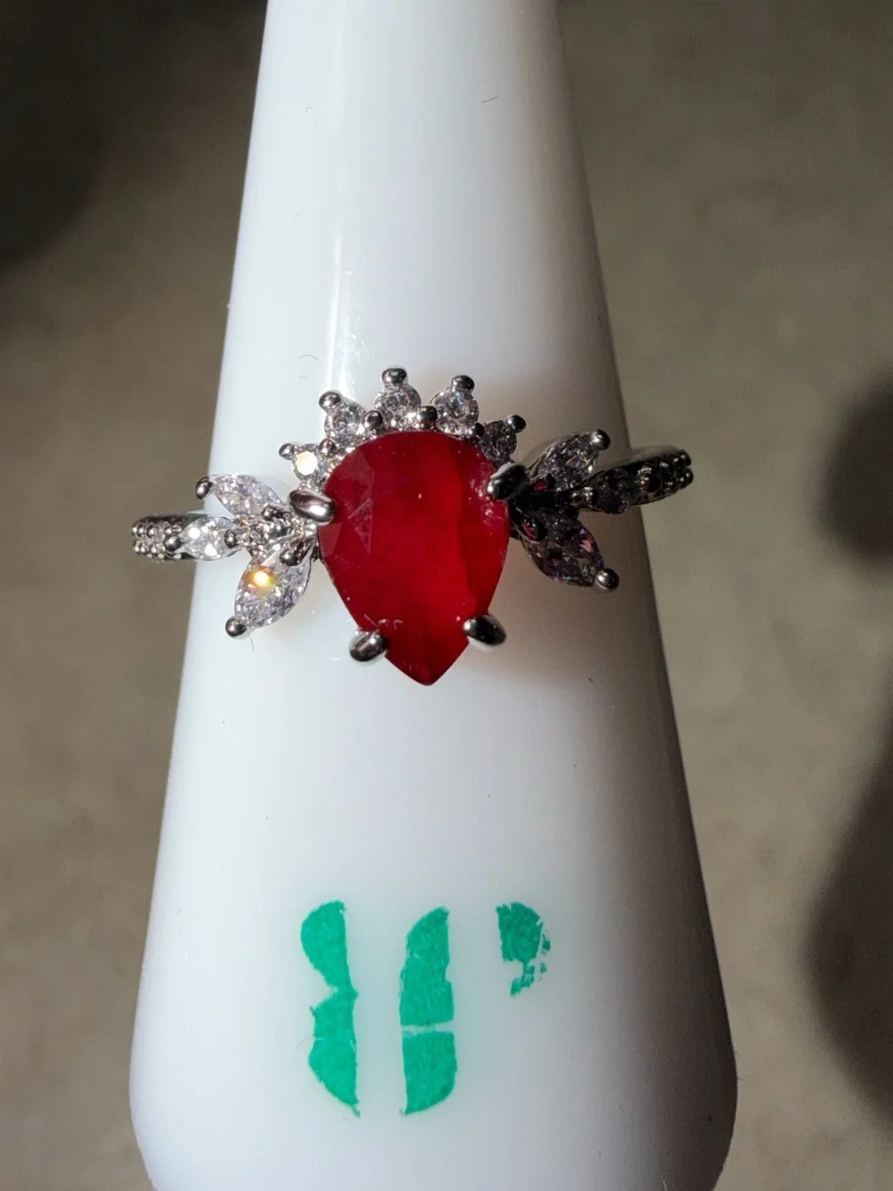 Bomb Party RETRO Size 8 Ring-Shimmering Wonder Ruby on Rhodium RBP3673